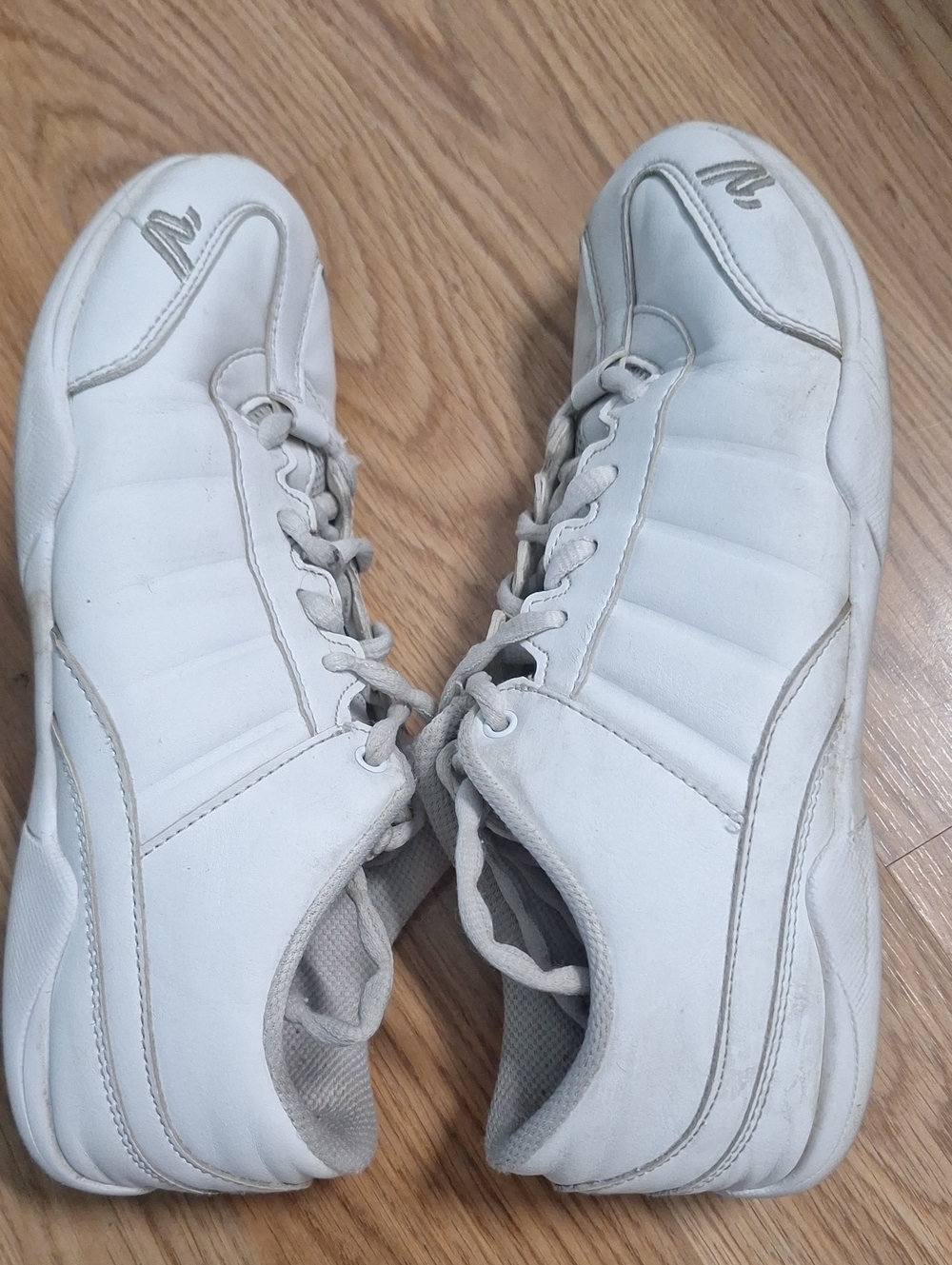 Varsity Cheer Shoes White Women's Athletic Sneakers - Picture 6 of 13